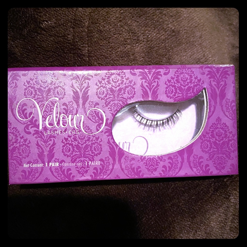 Velour Mink Bottom Eyelashes. “FirstSight”